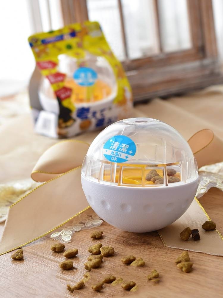 Interactive Pet Food Puzzle Tumbler Ball Toy