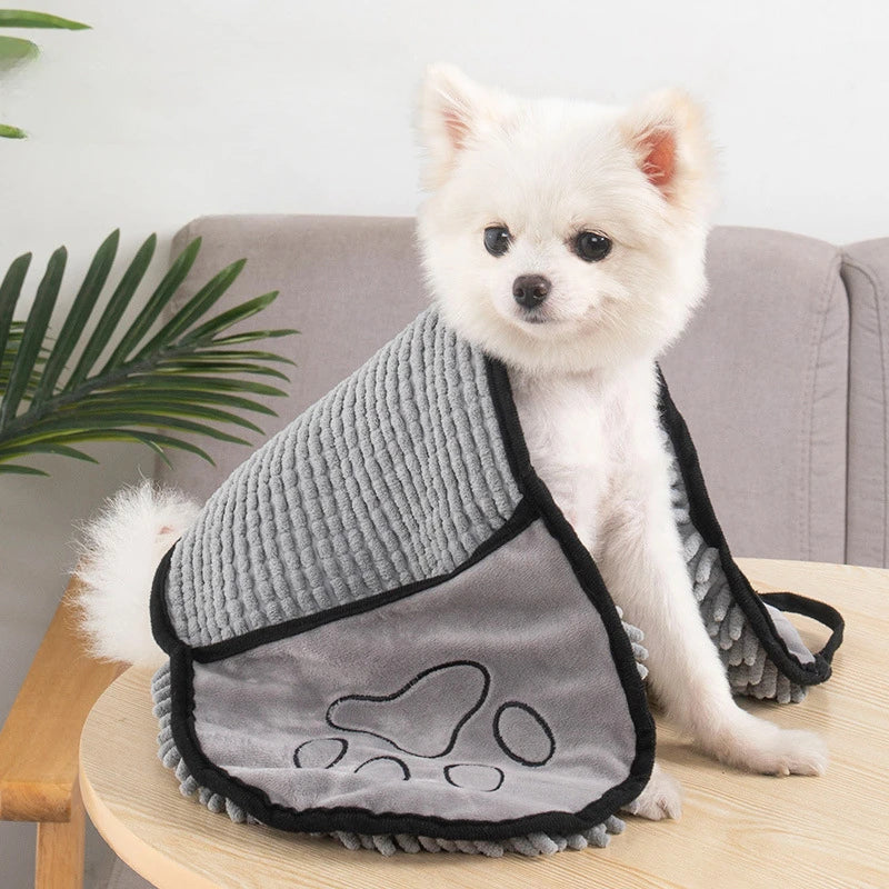 Pet Super Absorbent Microfiber Quick Dry Bath Towel With Hand Pockets